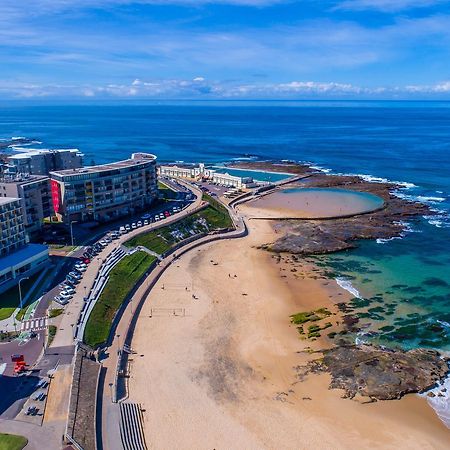 Arena On The Beach Newcastle Exterior foto